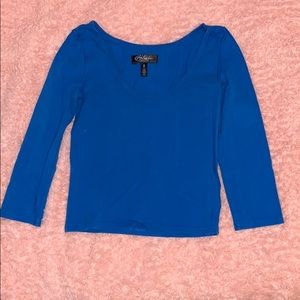 Royal blue quarter length sleeve shirt